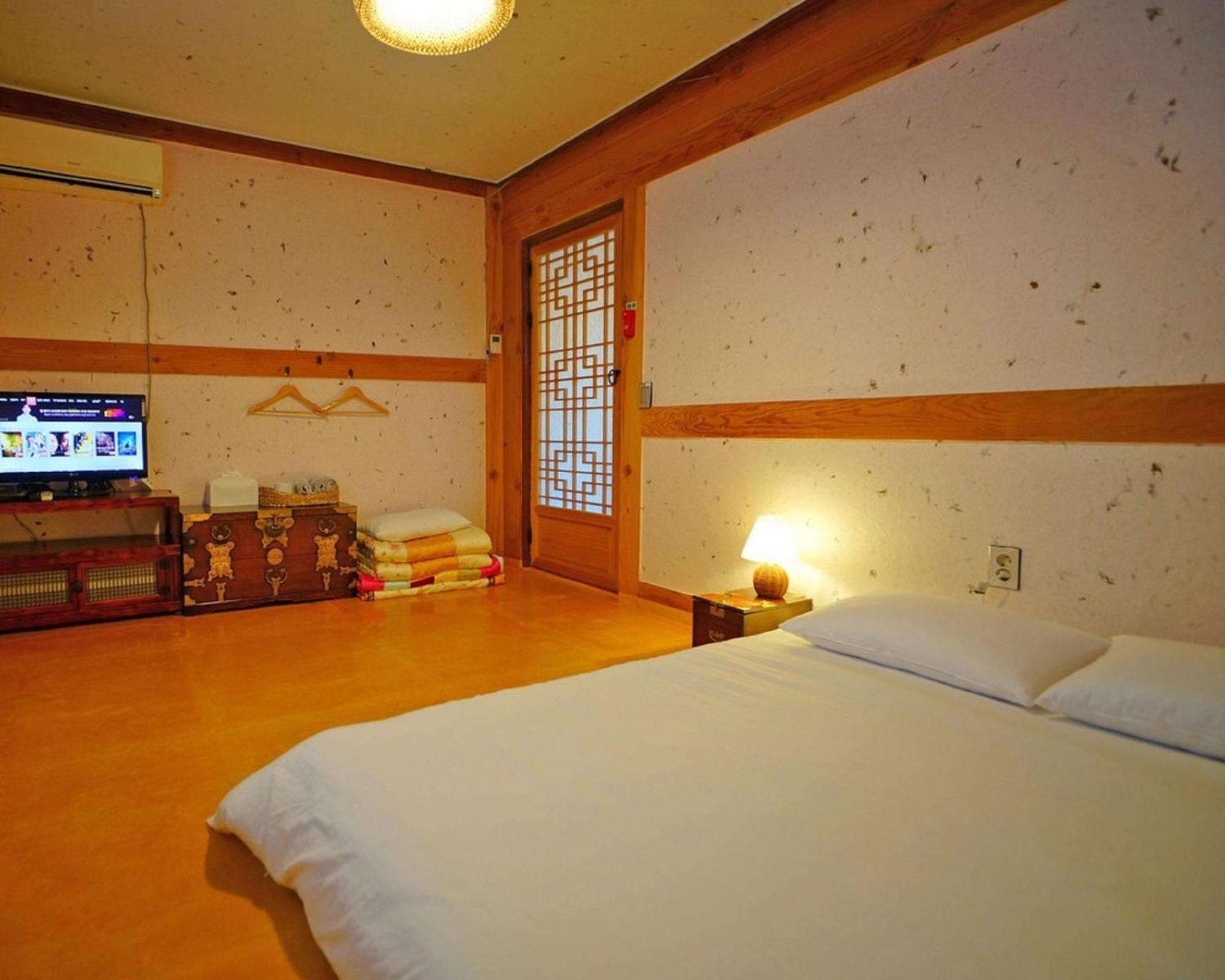Hanok Gotaek Goeul Jeonju Bagian luar foto